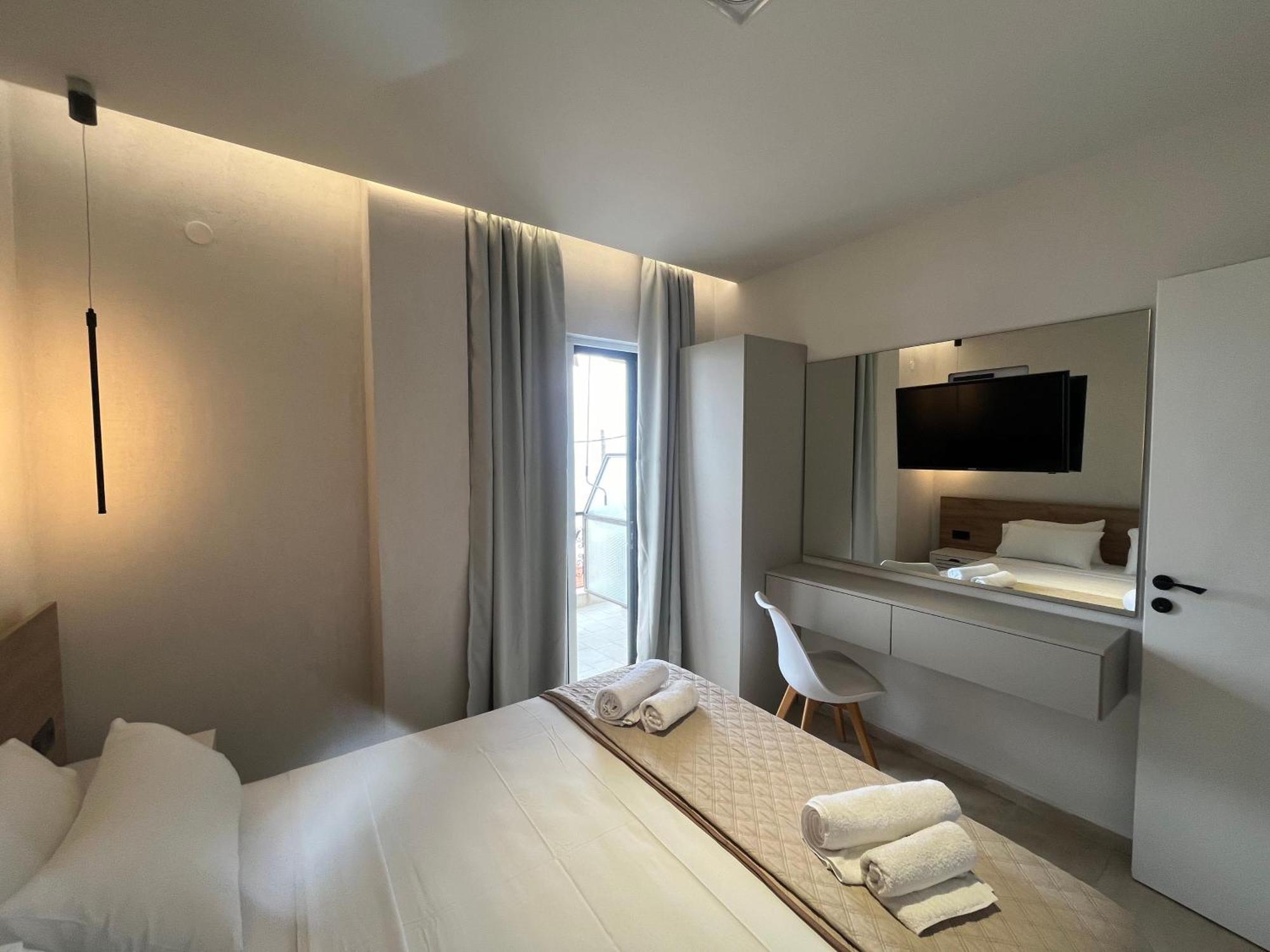 Okkio Sea View Apartment Vergia Bagian luar foto