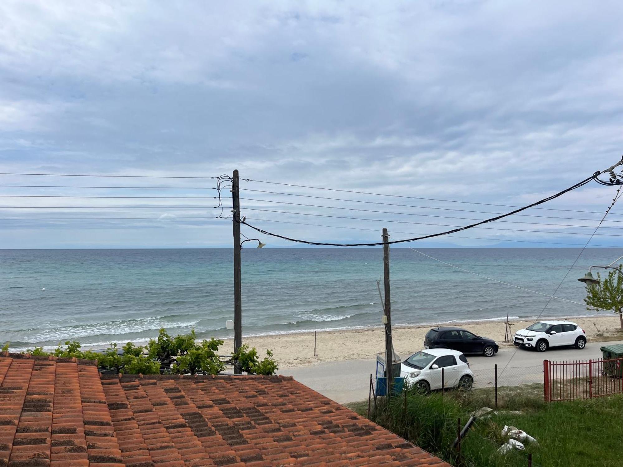Okkio Sea View Apartment Vergia Bagian luar foto
