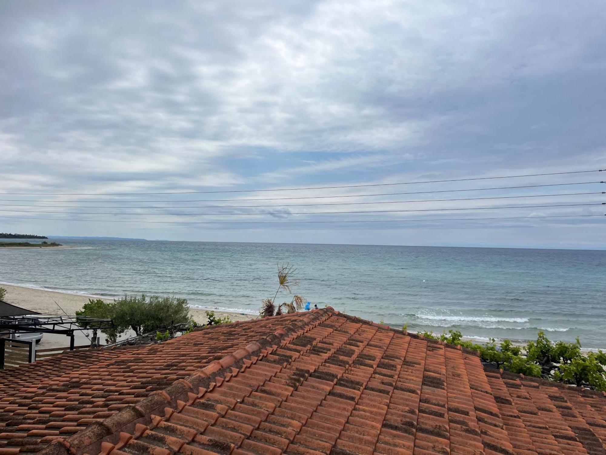 Okkio Sea View Apartment Vergia Bagian luar foto
